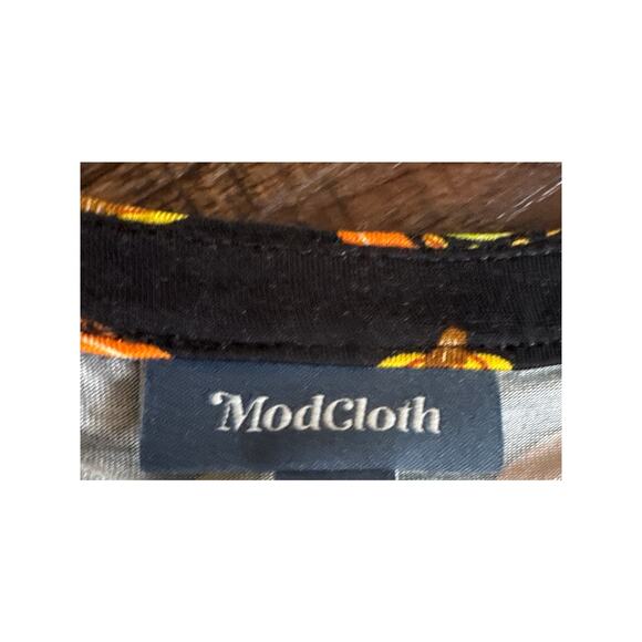 Modcloth Winning Them Over Pumpkin Rainbow Fall Halloween Black Top Women S NWT - Picture 6 of 7